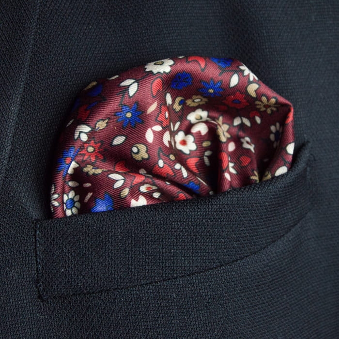 EM Men's Accessories poszetka bordowa kwiaty mikrofibra.jpg