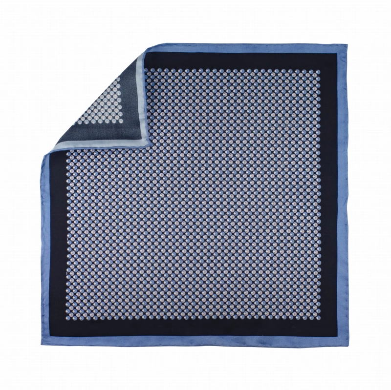 EM Men's Accessories poszetka jedwabna niebieska w mikrowzór.jpg