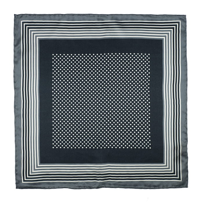 EM Men's Accessories poszetka jedwabna czarna szara w groszki.jpg