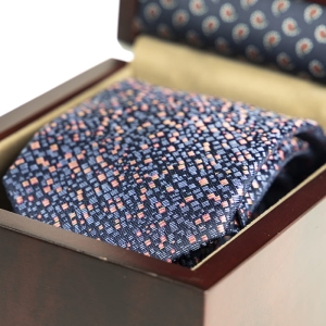 em men's accessories zestaw  prezentowy granatowy krawat poszetka spinki(2).jpg