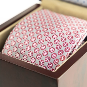 em men's accessories zestaw prezentowy w pudełku krawat poszetka spinki elegancki szary (1).jpg