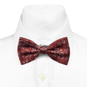 Mucha czerwona w kwiaty