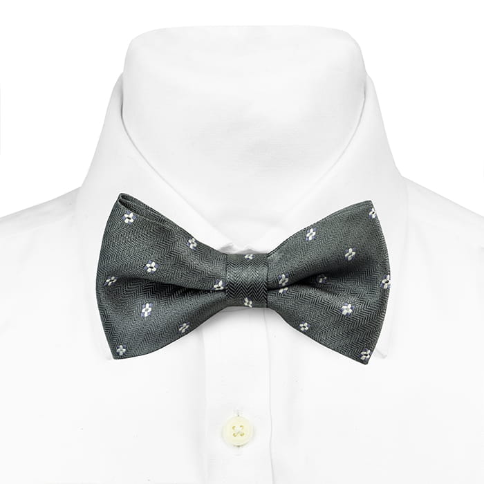 Mucha szara w kwiaty