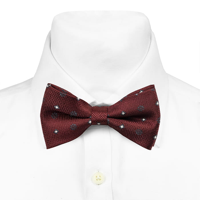 Mucha bordowa we wzory