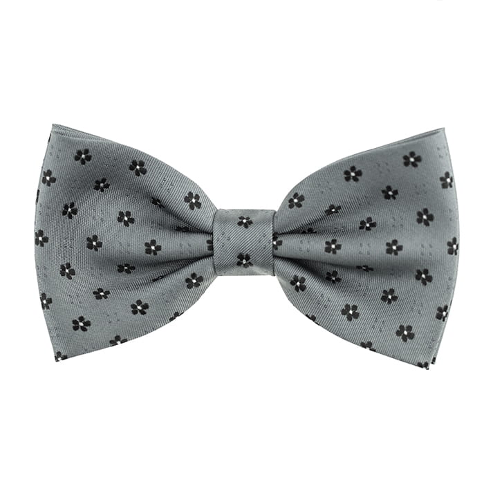 Mucha srebrna w kwiaty