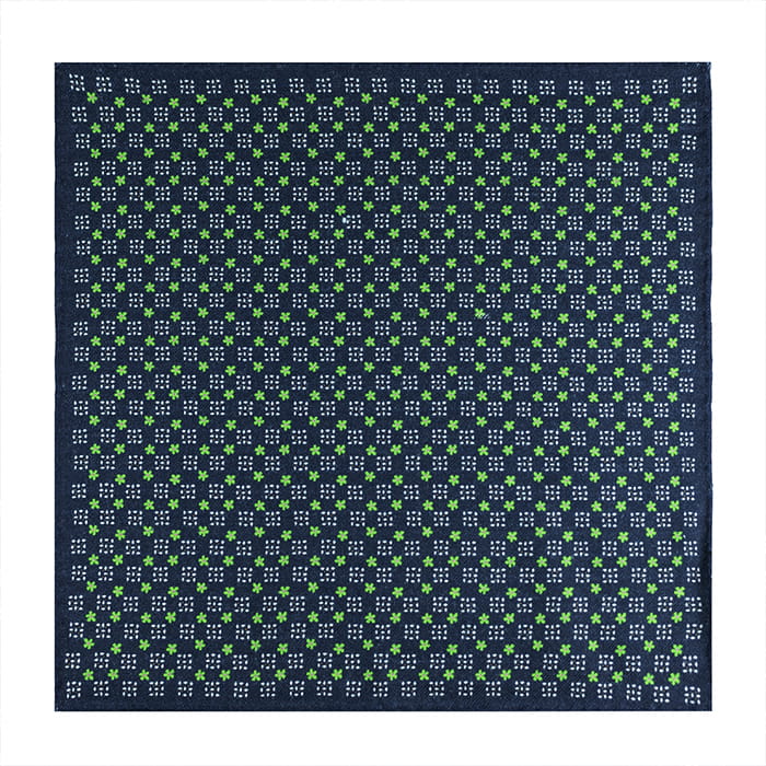 EM Men's Accessories poszetka wełniana granatowa w kwiatki.jpg