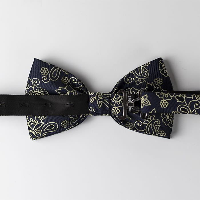 Mucha klasyczna granatowa w kwiatki