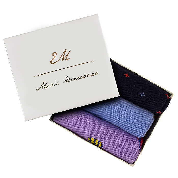 EM Men's Accessories zestaw promocyjny trzech par bawełnianych skarpet w białym opakowaniu.jpg