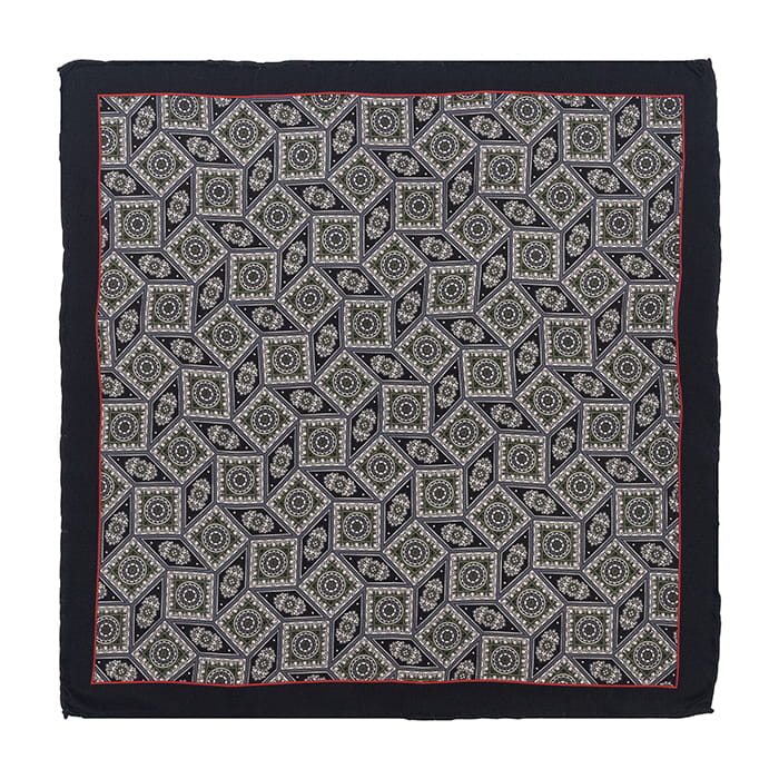 EM Men's Accessories poszetka jedwabna czarna we wzory geometryczne.jpg