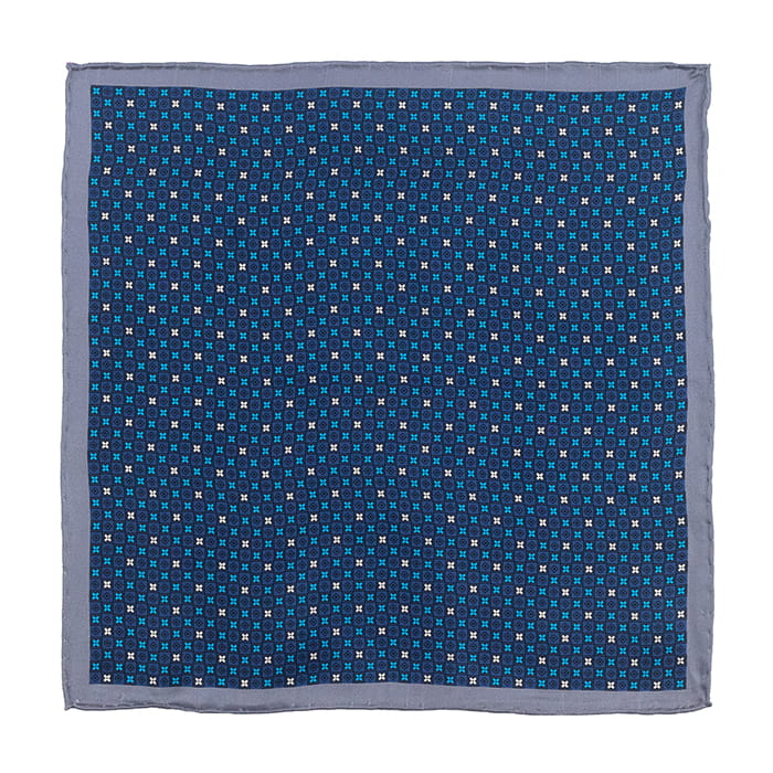 EM Men's Accessories poszetka jedwabna niebieska mikrowzór.jpg