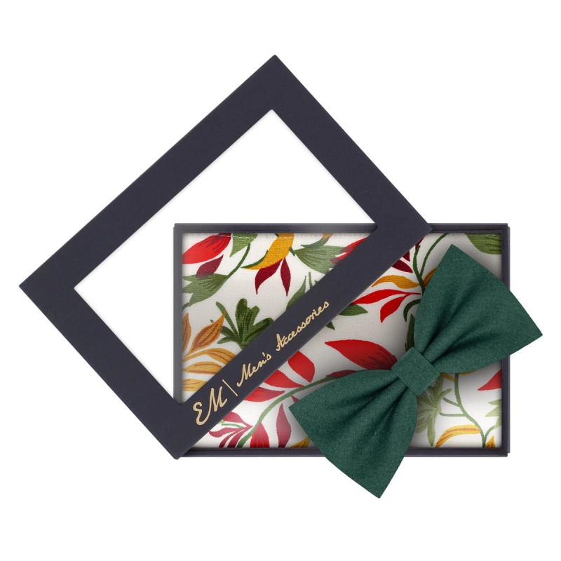 Zestaw dla mężczyzny: zielona (butelkowa zieleń) mucha + kolorowa poszetka bawełniana zapakowane w pudełko