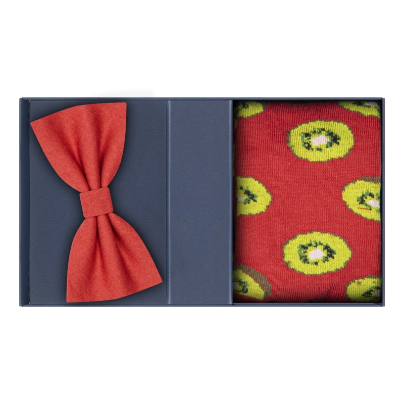 Zestaw prezentowy czerwony: mucha + skarpety w kiwi