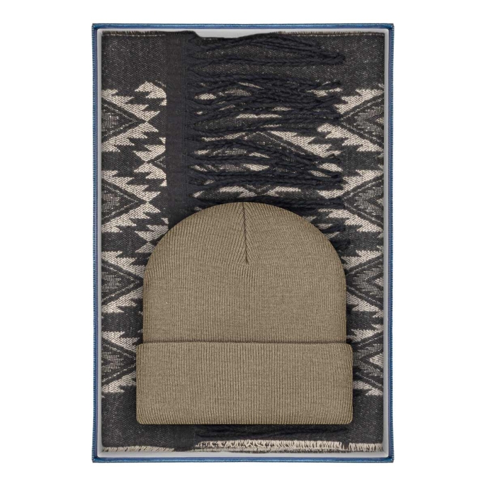 Zestaw prezentowy dla mężczyzny w kolorze brązowo-beżowym : komplet czapka + szalik zapakowane w pudełko