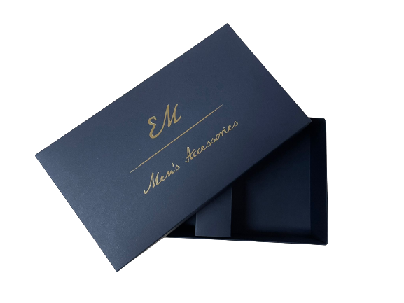 Zestaw Prezentowy dla mężczyzny w kolorze granatowym: krawat w groszki + poszetka bawełniana + spinki zapakowane w pudełko