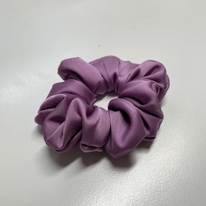 Jedwabna gumka do włosów - scrunchie - gładka wrzosowa - średnia/duża