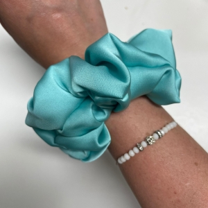 Jedwabna gumka do włosów - scrunchie - gładka turkusowa - średnia/duża