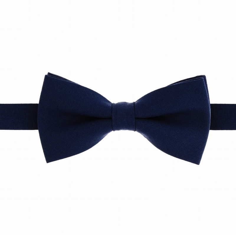 Mucha wełniana granatowa gładka