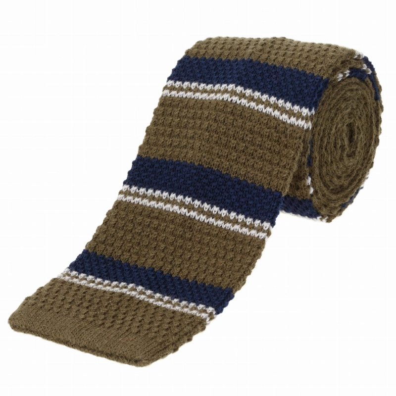 Knit wełniany zielony / khaki w paski - krawat dzianinowy zakończony na równo