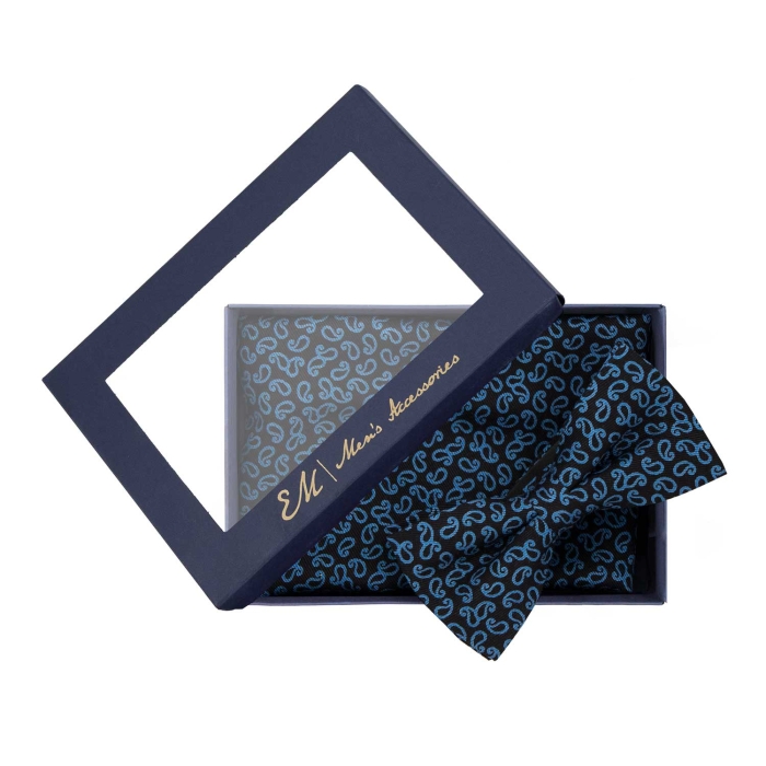 Zestaw prezentowy dla mężczyzny w kolorze granatowym w paisley: mucha + poszetka zapakowane w pudełko