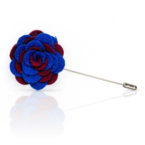 Szpilka do butonierki różyczka z filcu bordowo - niebieska EM