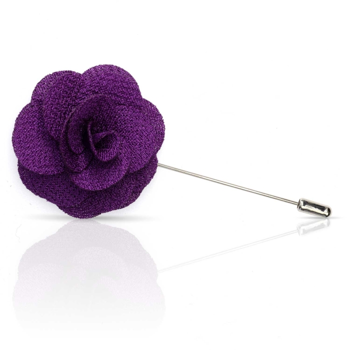 Szpilka do butonierki różyczka w kolorze śliwkowym EM