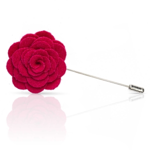 Szpilka do butonierki różyczka z filcu w kolorze magenta EM