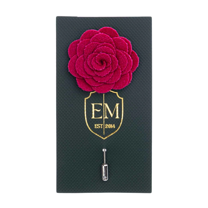 Szpilka do butonierki różyczka z filcu w kolorze magenta EM