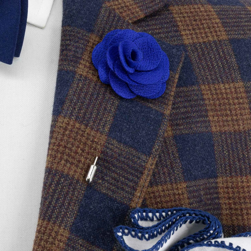 Szpilka do butonierki różyczka niebieska EM