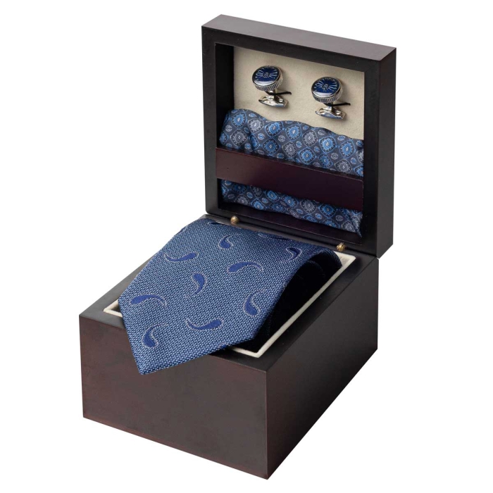 Zestaw Prezentowy dla mężczyzny wykonany z jedwabiu w kolorze niebieskim: krawat + poszetka + spinki zapakowane w drewniane pudełko EM