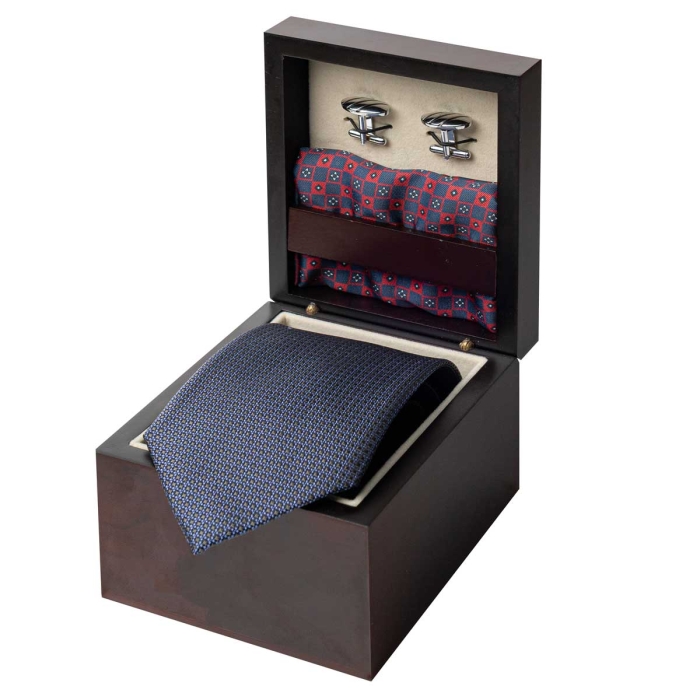 Zestaw Prezentowy dla mężczyzny wykonany z jedwabiu w kolorze granatowo - czerwonym: krawat + poszetka + spinki zapakowane w drewniane pudełko EM 35