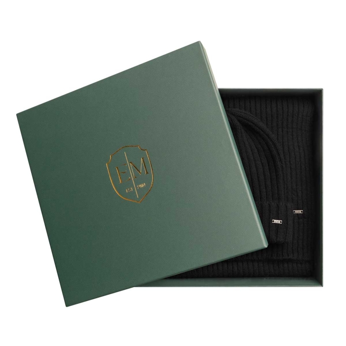 Zestaw prezentowy dla mężczyzny w kolorze czarnym: komplet czapka + szalik zapakowane w pudełko EM PREMIUM