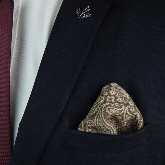 EM MEn's Accessories poszetka wełniana brązowa paisley.jpg