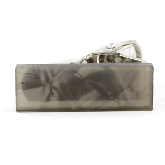 EM Men's Accessories spinka do krawatu srebrno-szara z masy bursztynowej.jpg