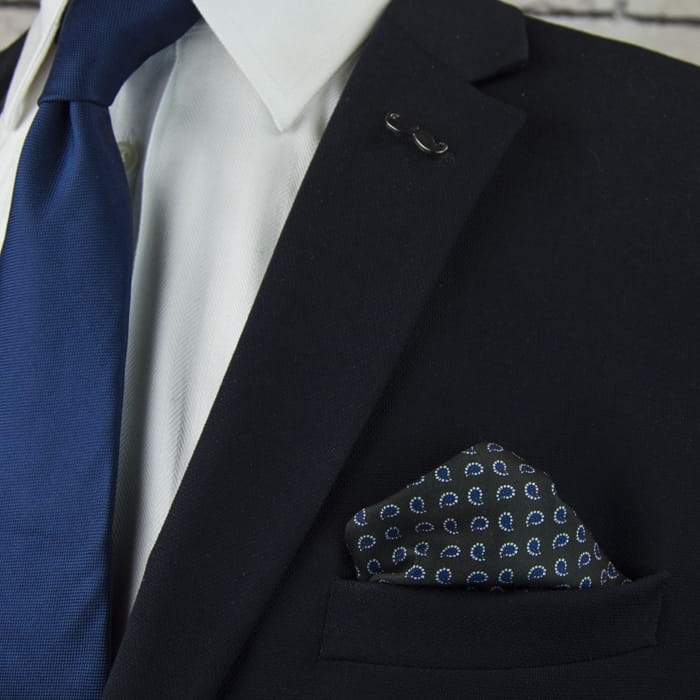 EM Men's Accessories poszetka brązowa jedwabna paisley.jpg