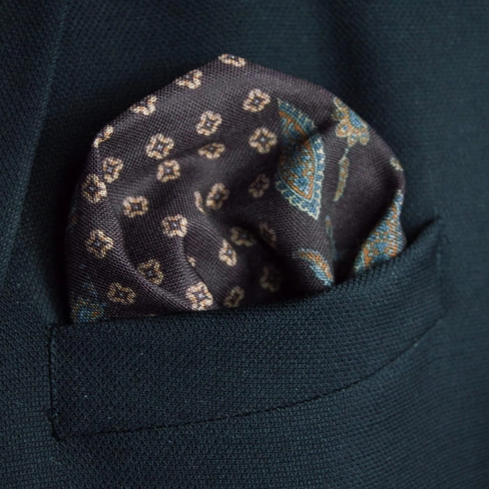 EM Men's Accessories poszetka bawełna-modal brązowa paisley.jpg