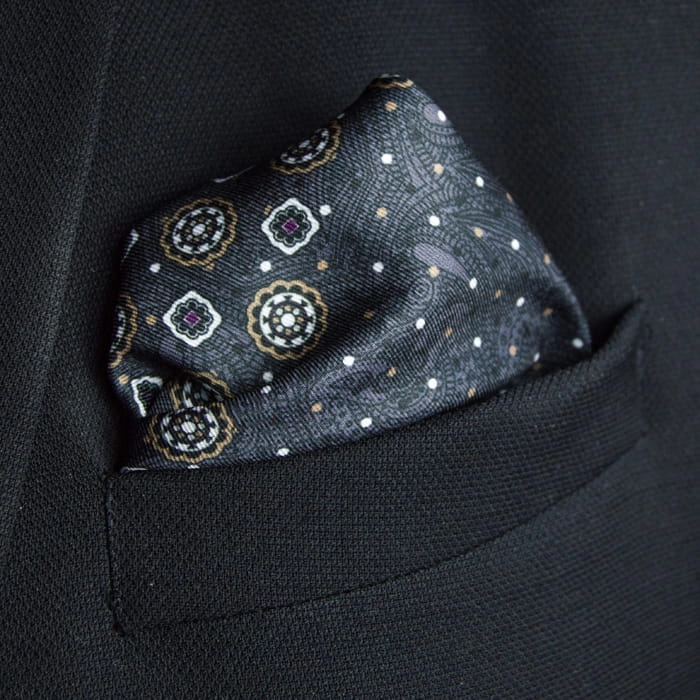 EM Men's Accessories poszetka szara mikrofibra.jpg