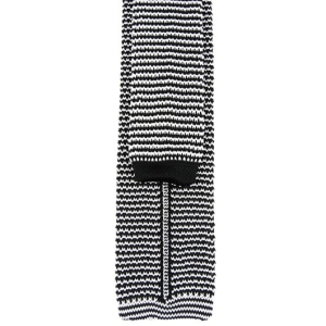 Knit 113b.jpg