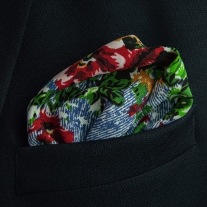 Em Men's Accessories poszetka w róże.jpg