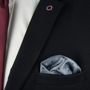 EM Men's Accessories poszetka jedwabna szara w kropki.jpg