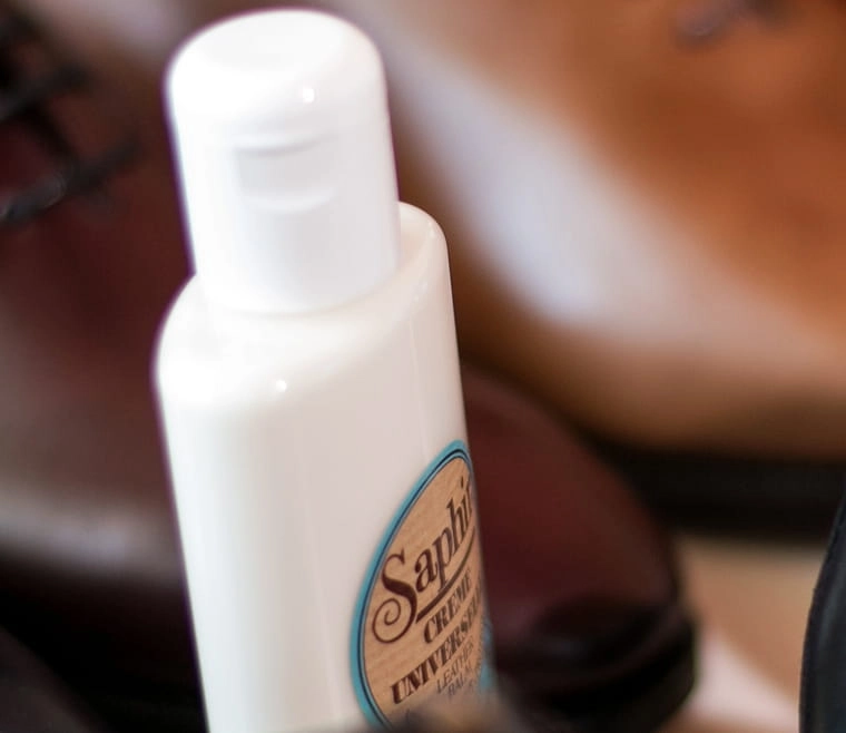 big_saphir-creme-universelle.jpg
