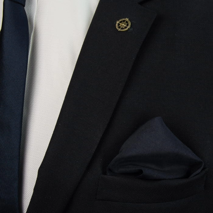 EM Men's Accessories czarna gładka poszetka jak nosić czarną poszetkę.jpg