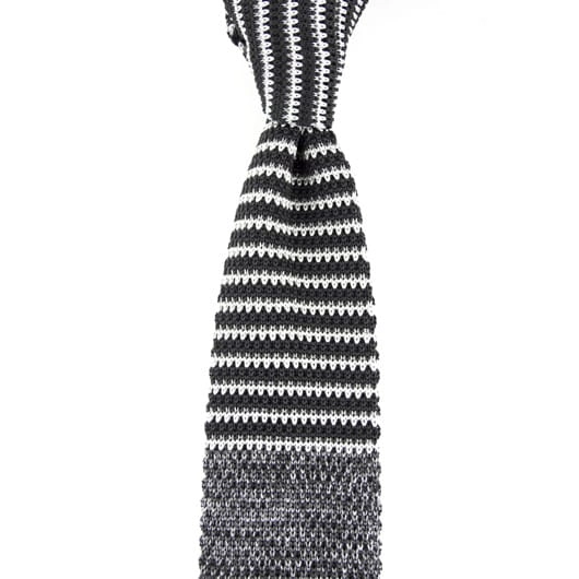 Knit 112b.jpg