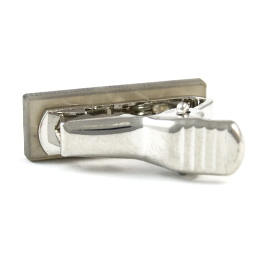 EM Men's Accessories spinka do krawatu srebrno-szara z masy bursztynowej.jpg