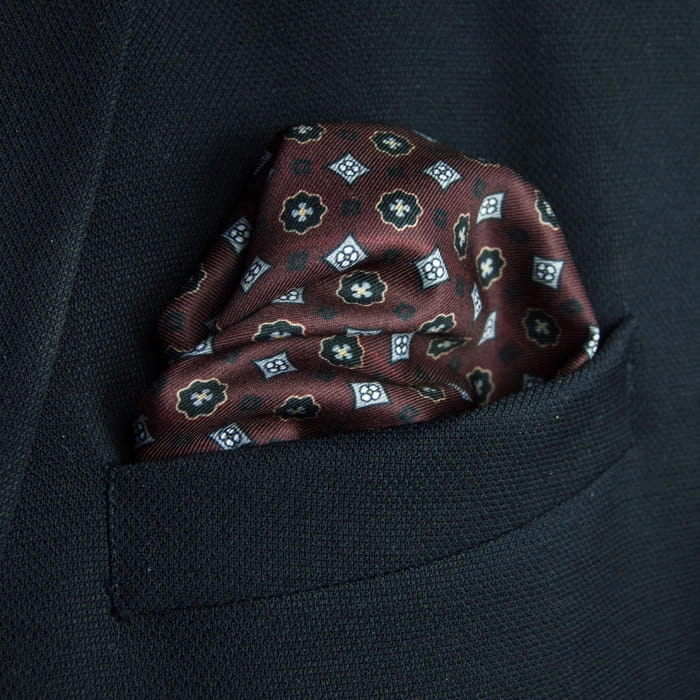 EM Men's Accessories poszetka bordowa mikrofibra.jpg